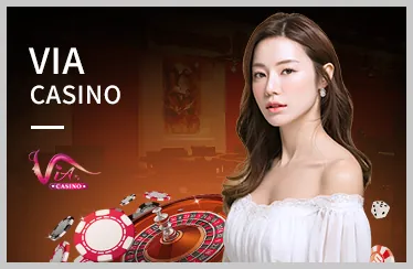 Hình ảnh casino trực tuyến 02go8 với các bàn Baccarat, Roulette, Blackjack và dealer người thật